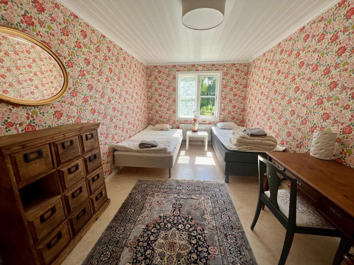 Idylliskt Hus Med Sjoeutsikt. Villa Östhammar Dış mekan fotoğraf