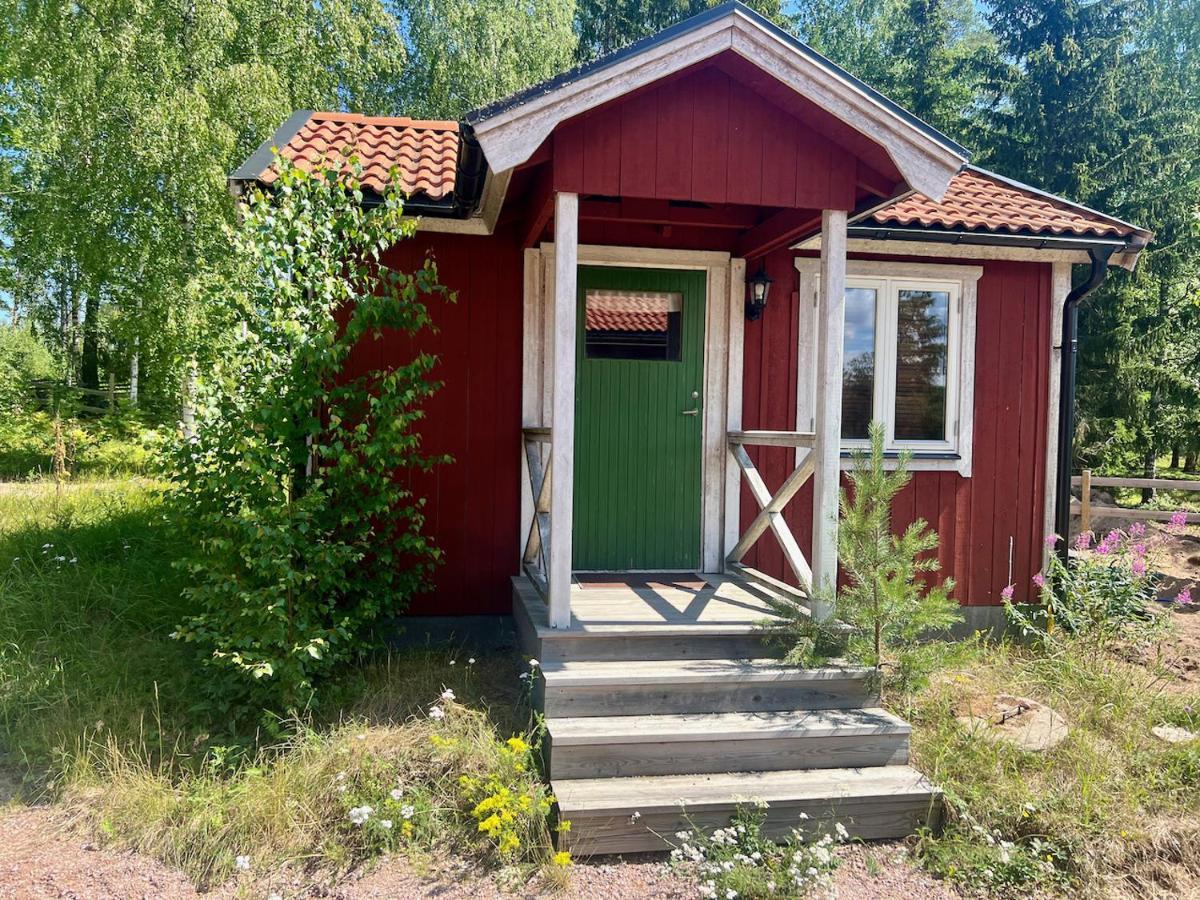 Idylliskt Hus Med Sjoeutsikt. Villa Östhammar Dış mekan fotoğraf
